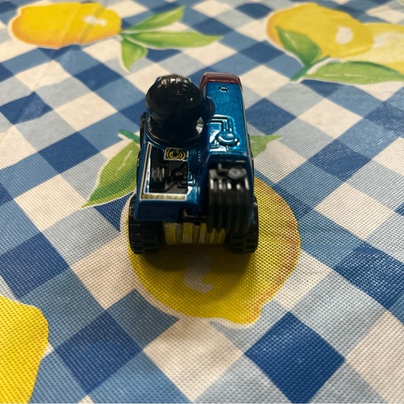 VINTAGE HOT WHEELS Radar Ranger 1988 Alien Detector Blue & Red Truck Car MATTEL - Picture 3 of 6